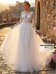 Glamrae Robe de mariée en dentelle à manches longues, vue 1
